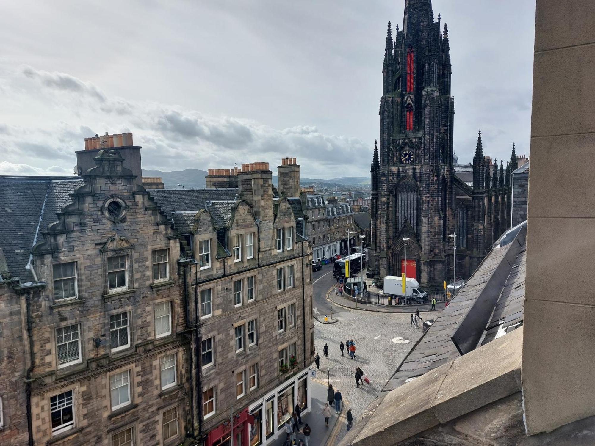 Stunning 5Br Royal Mile Penthouse Apartment Edinburgh Bagian luar foto